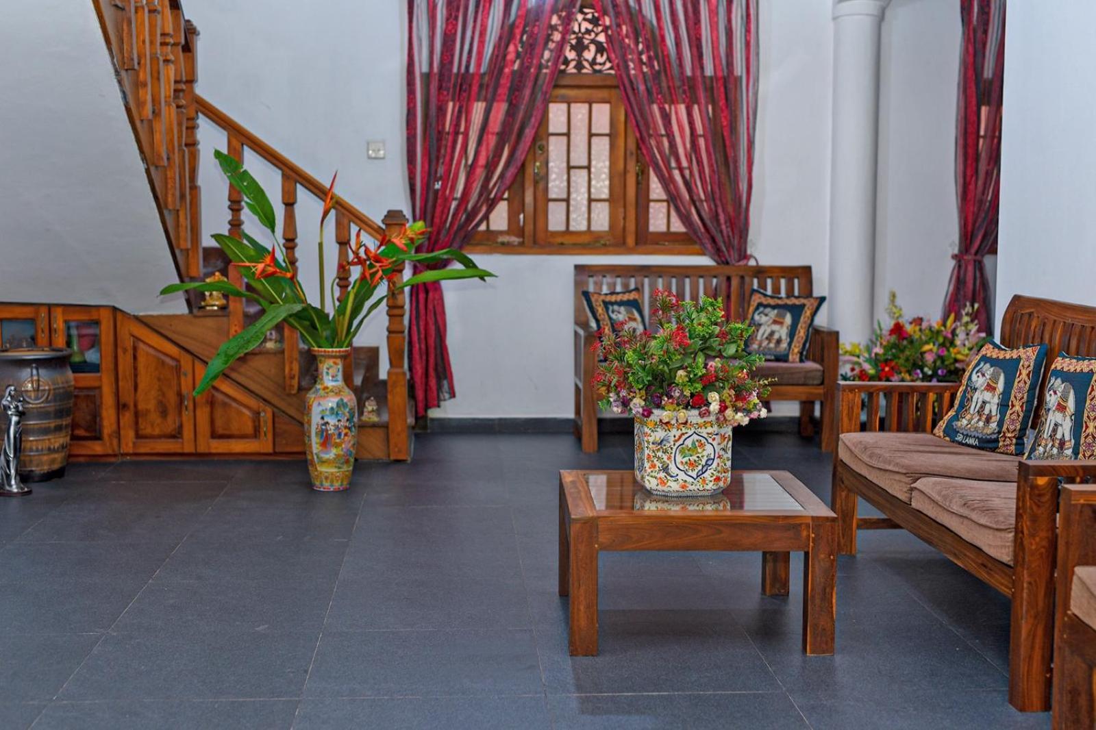 4Ty Two Homestay Galle Exterior foto