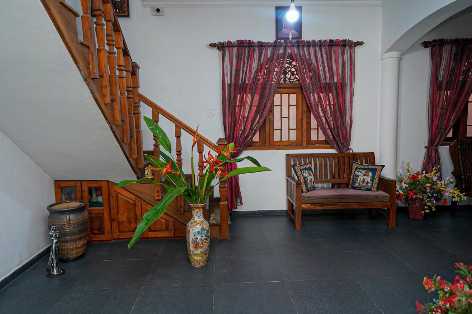 4Ty Two Homestay Galle Exterior foto