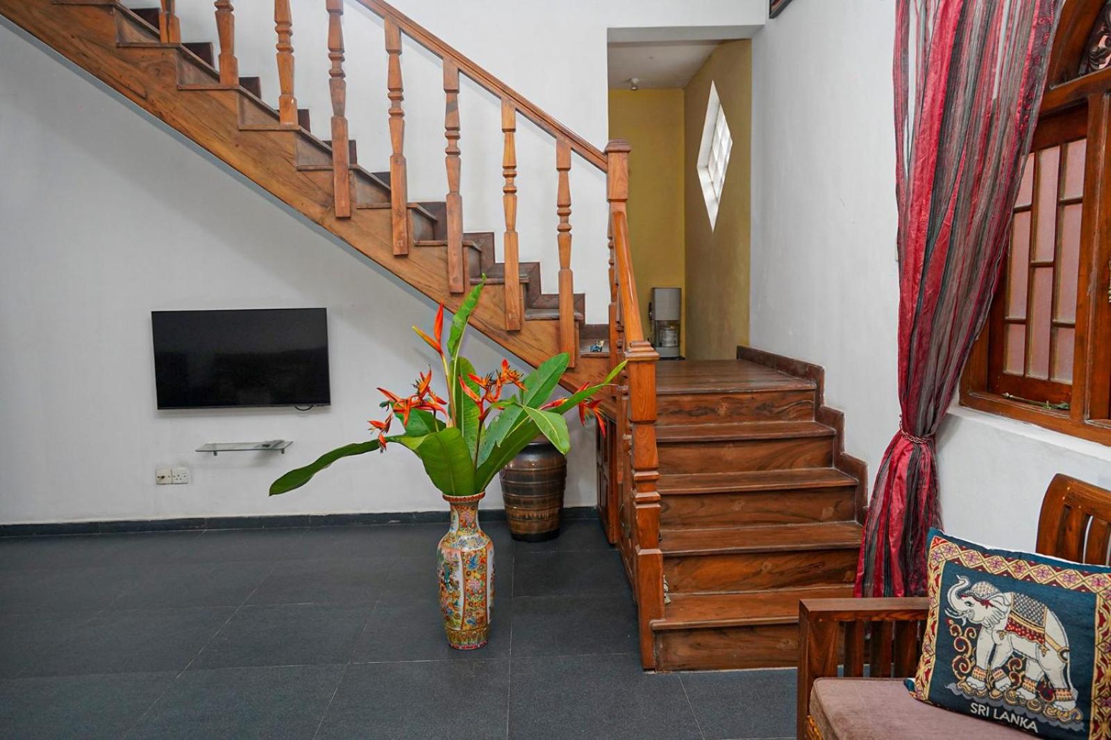 4Ty Two Homestay Galle Exterior foto