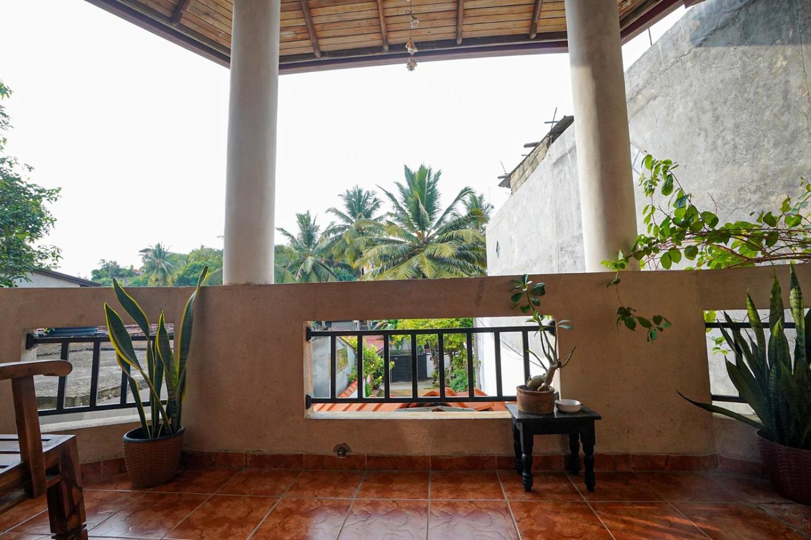 4Ty Two Homestay Galle Exterior foto