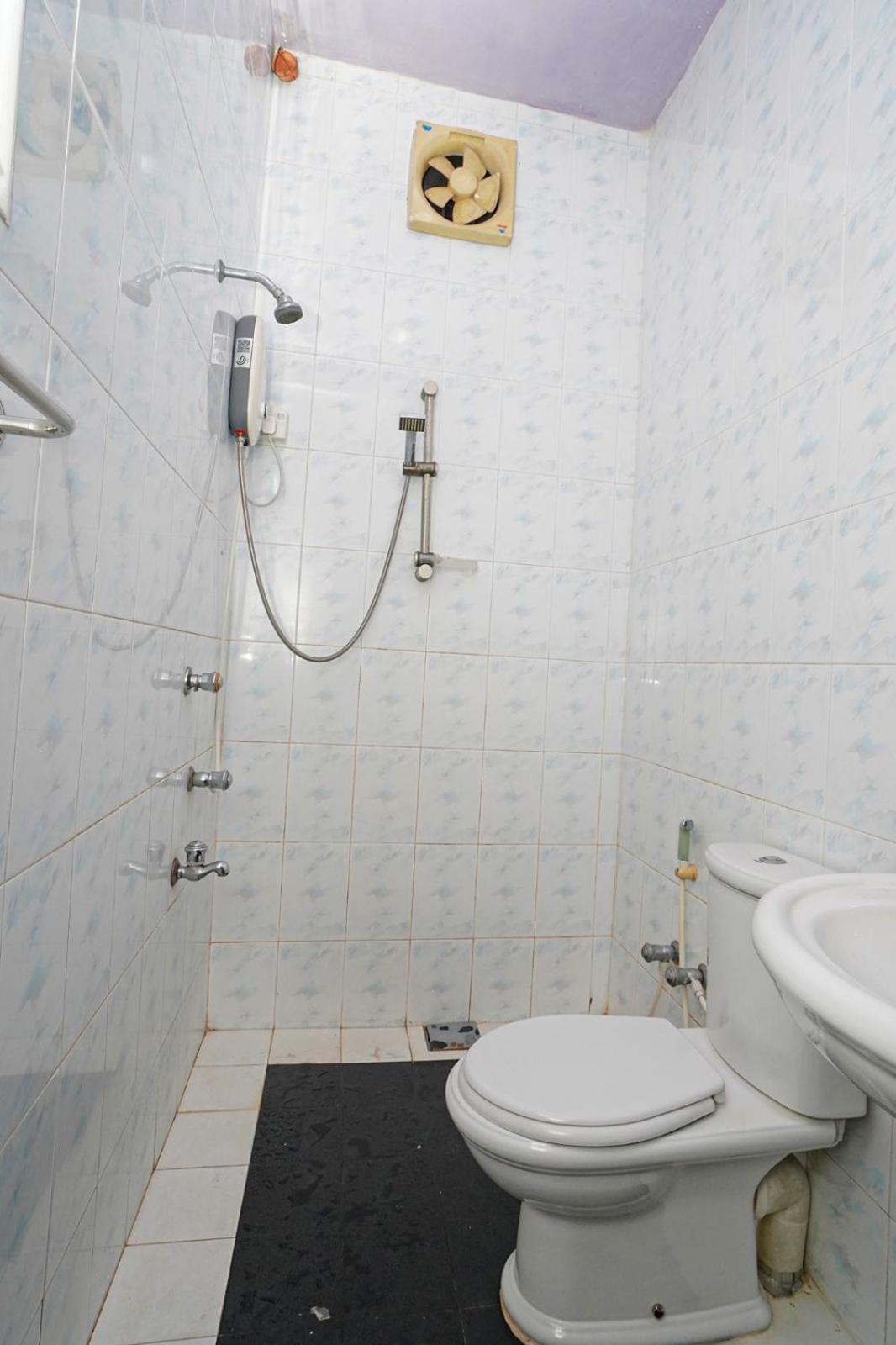 4Ty Two Homestay Galle Exterior foto